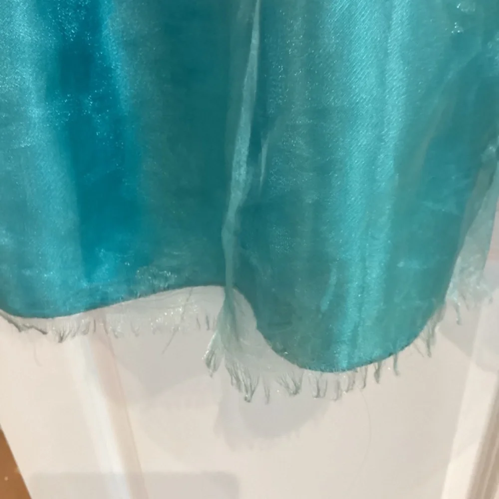 Disney Girl Frozen Costume Size 7 Blue White Sparkle Princess Elsa Snowflakes - Picture 4 of 6